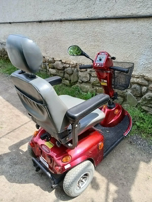 scuter electric carucior electric handicap dizabilitati batrani