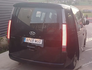 Vand Hyundai Staria 2023 - imagine 10