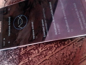 vând Samsung j5 