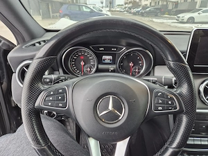  Vand Mercedes Benz GLA 200 d 4MATIC 2018 - imagine 6