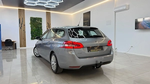 ** Peugeot 308 ** - imagine 5