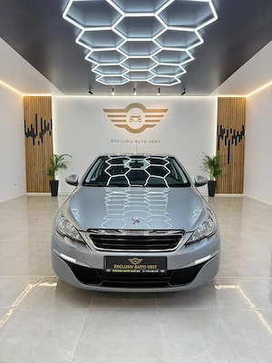 ** Peugeot 308 ** - imagine 2