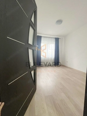 Apartament 3 camere etaj 1, zona centrala! - imagine 5