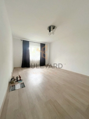 Apartament 3 camere etaj 1, zona centrala! - imagine 3