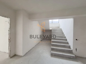 Penthouse 194 mp utili + 4 balcoane, view superb! - imagine 10