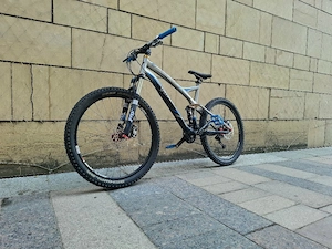 Bicicleta Specialized Stuntjumper comp fsr