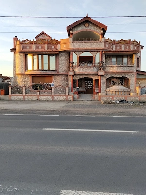 Proprietar vând vilă, 