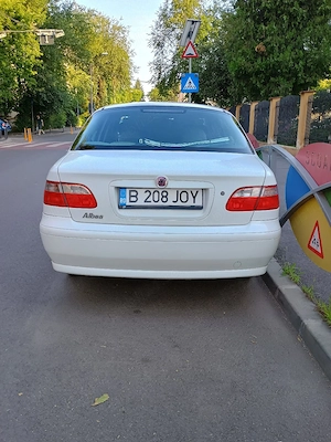 Fiat Albea 1.4 2008 89000 km - imagine 9