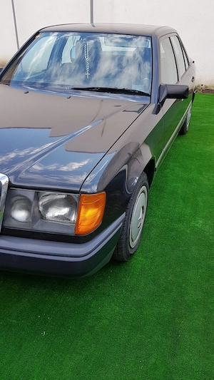 Mercedes Benz 200 Limusine W124, benzina, an fabricatie 1986 - imagine 3
