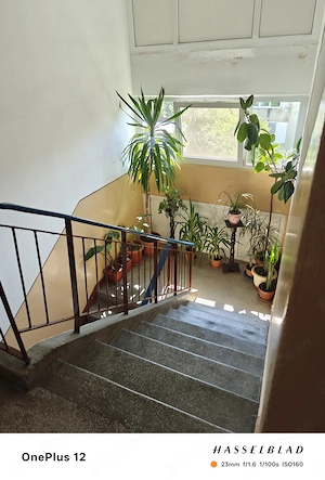 Apartament 2 camere   Beiuș | Balcon generos | Vedere spre dealuri - imagine 9