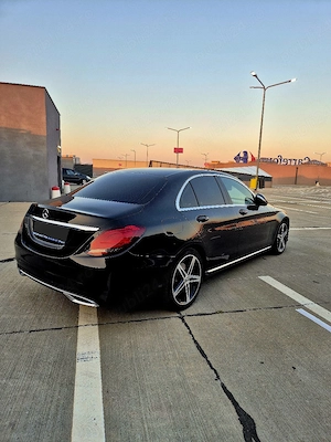 Mercedes C class 2022 - imagine 3