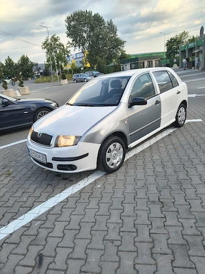 skoda fabia avariată - imagine 4