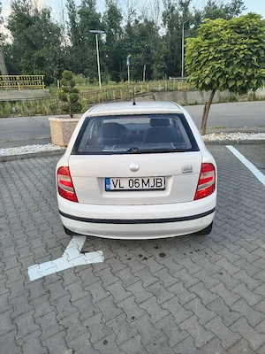 skoda fabia avariată - imagine 5