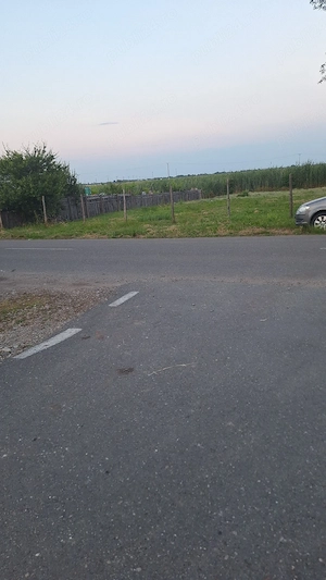 Teren intravilan de vanzare