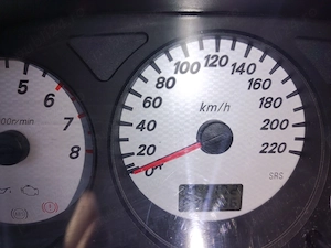 Mitsubishi Lancer 1.6i 16V (98 CP) - imagine 4