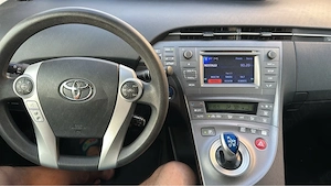 Toyota Prius 3 alb perlat consum 3.9 benzina +hibrid - imagine 3