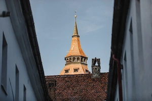 Garsonieră cochetă în Centrul Vechi Brașov | Randament excelent - imagine 7