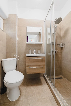 Garsonieră cochetă în Centrul Vechi Brașov | Randament excelent - imagine 8