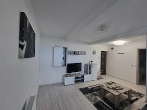 Inchiriez apartament zona Promenada Mall