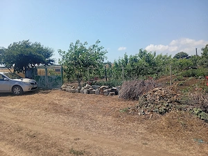 Se vinde proprietate de 5000m,costînd dintr o fermă de crescut animale.