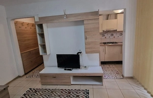 Închiriez apartament in regim hotelier zona Satul de Vacanta  - imagine 5