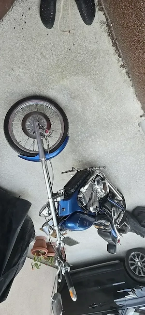 Suzuki Intruder Chopper - imagine 2