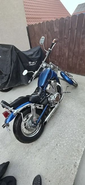 Suzuki Intruder Chopper - imagine 3