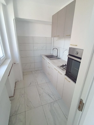 Central, prima inchiriere, mobilat la cerere