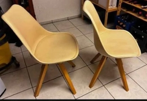 Scaune confortabile plastic stabile