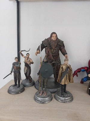 figurine si popuri 