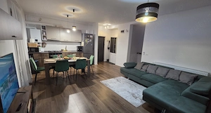 Proprietar vând apartament 2 camere + loc de parcare, Giroc   Strada Parcului, etaj 3