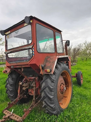 Vând tractor 650 - imagine 2
