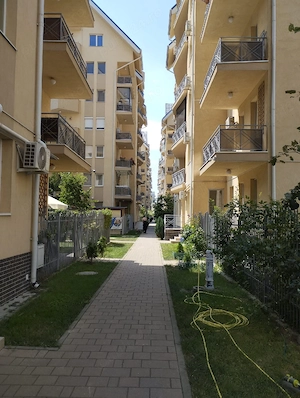 Apartament cu curte proprie si loc de parcare - imagine 8