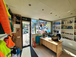 Busteni ,spatiu comercial 43000 euro - imagine 6