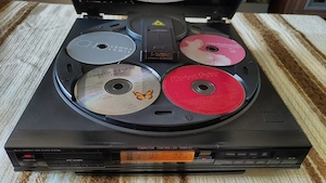Vand player digital compact cu 5 discuri, Universum CD 3020 HIFI