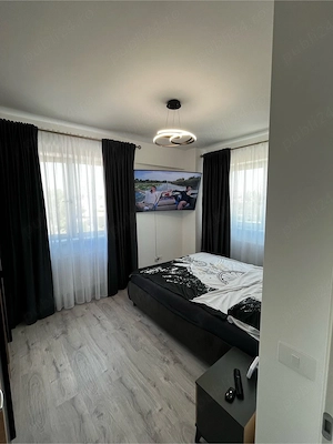 Se închiriază apartament cu 2 camere+balcon+parcare-NOU-