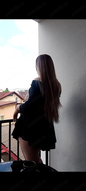 I love to be dominated ! Accept dominată !