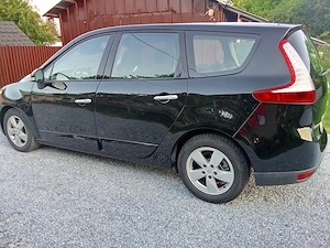 Renault Grand Scenic 2011! - imagine 5