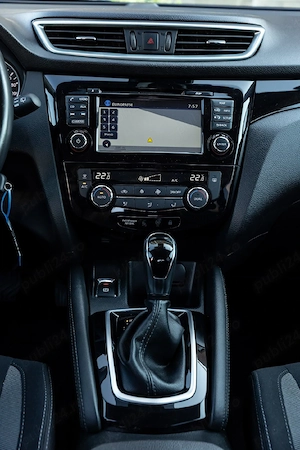 Nissan Qashqai Eleganace Edițion 2019 Benzina Euro 6 AUTOMAT !!! - imagine 20