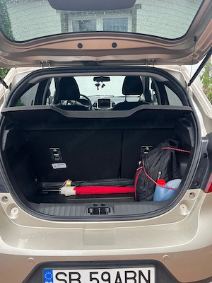 FORD KA+ 1,2 benzina - imagine 4