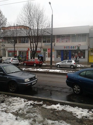 spațiu comercial de închiriat