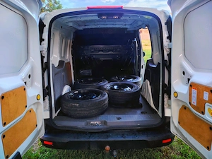 Ford Transit Connect 2020 1.5TDCi stare noua !!! TVA DEDUCTBIL !!! - imagine 9