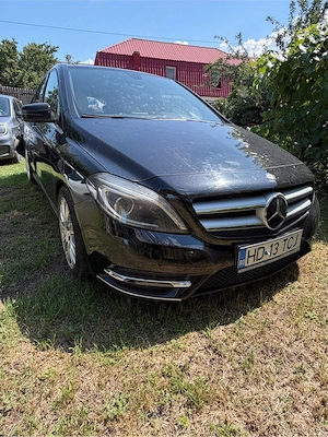mercedes b180d automata avariata spate  - imagine 3