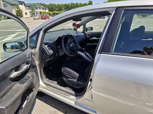 Toyota Auris, 1.4l benzină  - imagine 3