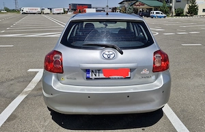 Toyota Auris, 1.4l benzină  - imagine 5