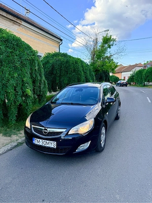 opel astra 2013 1,7 cdti 6 trepte manuala  - imagine 2