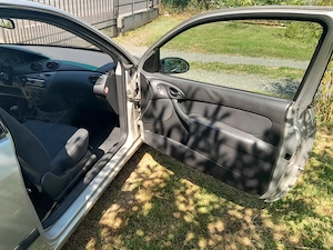 Ford focus 2002 este înmatriculat în România - imagine 4