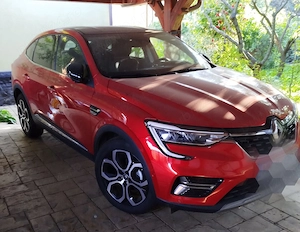 Vând Renault Arkana 160 cp fabricație 2023, cutie automata