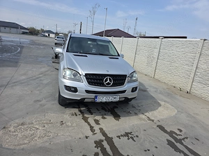 Vad Mercedes ml si auto platforma  - imagine 2