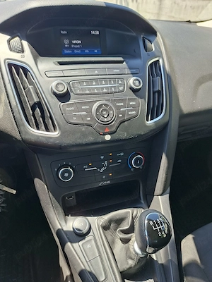 ford focus 1.5 dci 2015 usor avariata - imagine 5